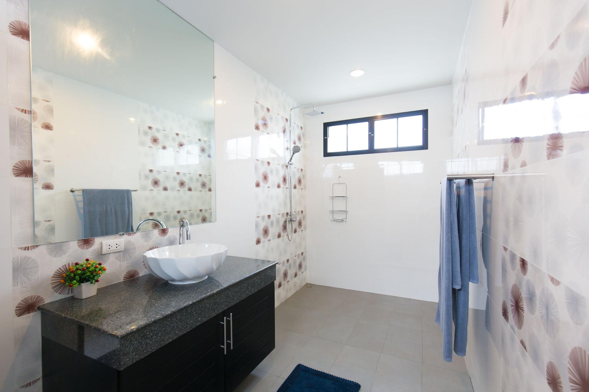 Rawai Clos Vougeot Villa By G Estate מראה חיצוני תמונה